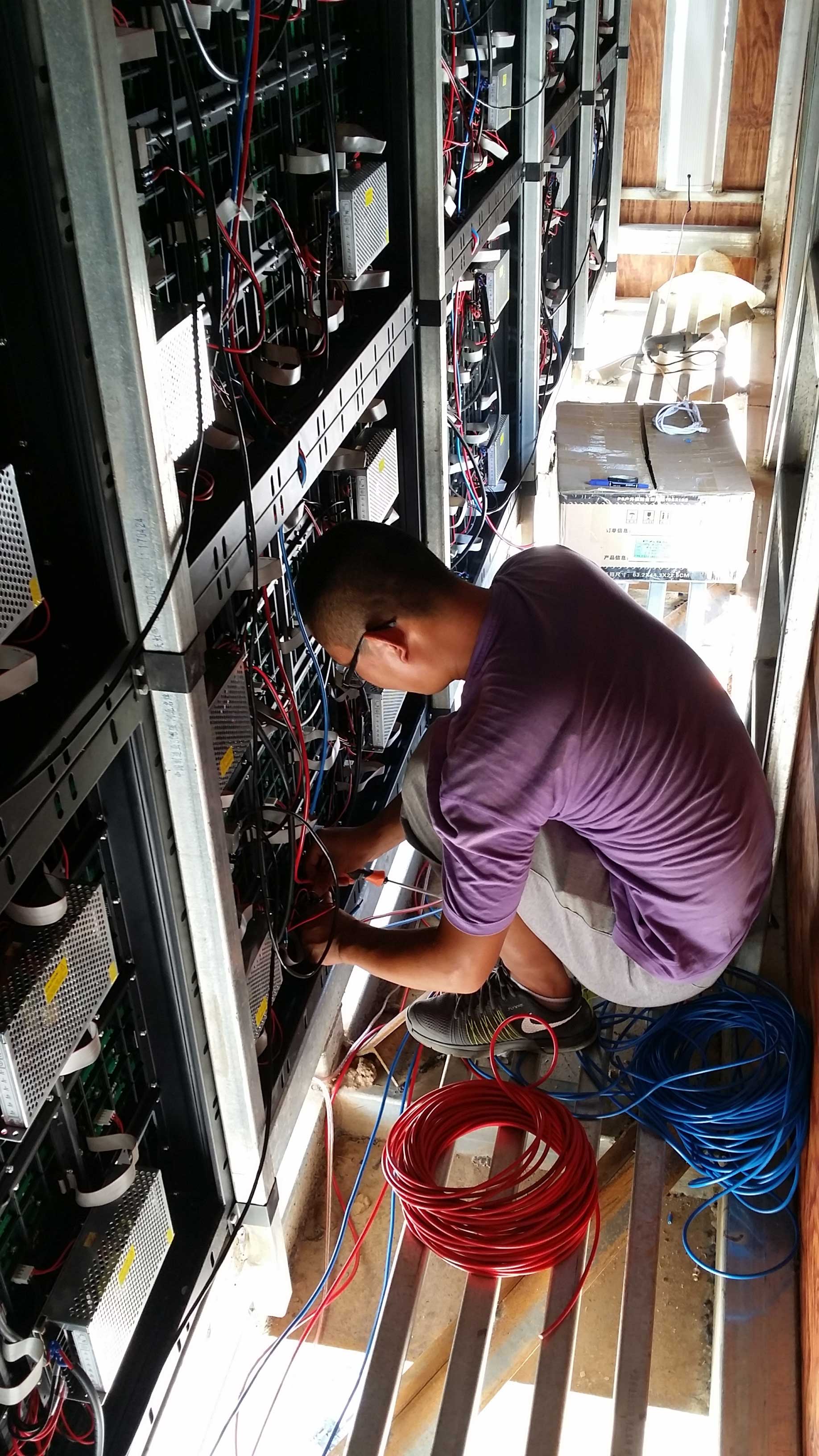 戶外LED<a href=http://jz135.top/quancai/ target=_blank class=infotextkey>全彩顯示屏</a>箱體